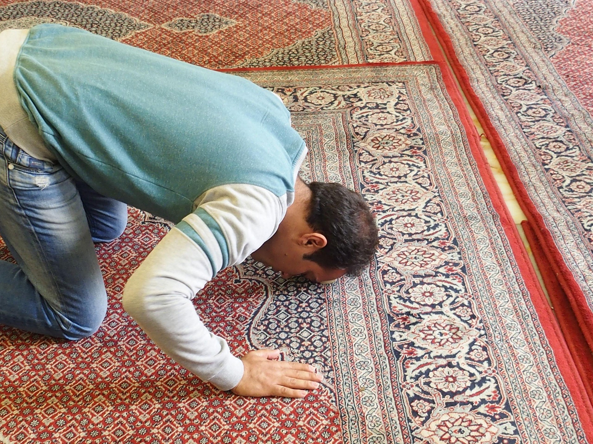 What are the conditions of prayer?